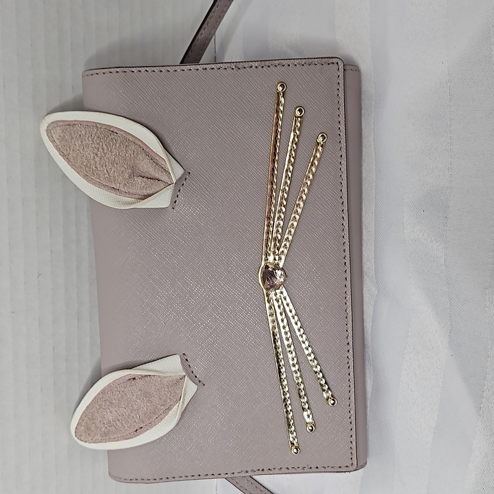 Kate Spade Rabbit Winni -Hop TO It Crossbody Bag in Taupe. - Picture 10 of 10